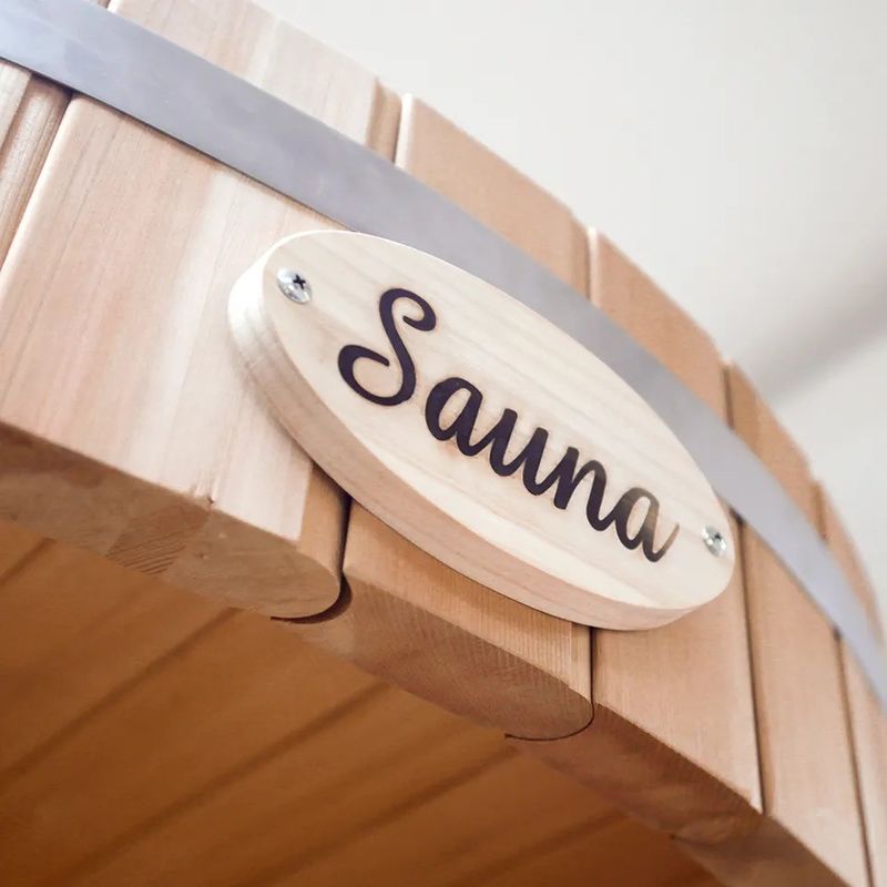 Sauna extérieure traditionnelle en bois massif pour 2 personnes avec vapeur 6 kW et design traditionnel